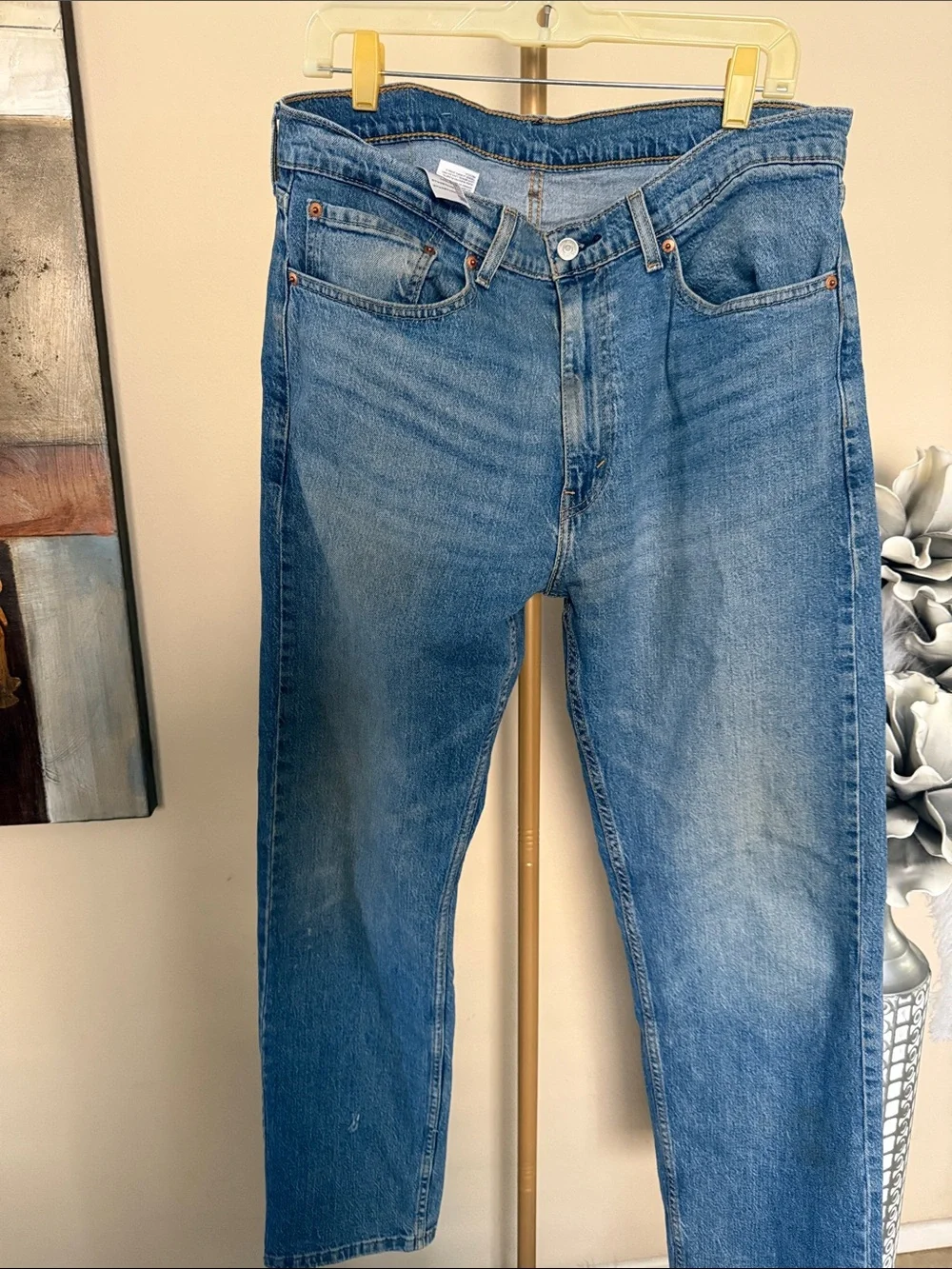 Levi's Classic Straight Jeans in Medium Blue Wash
